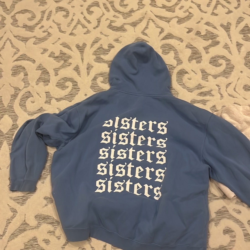 James Charles Sisters hoodie. Worn a few times. Size 3x - Picture 2 of 3